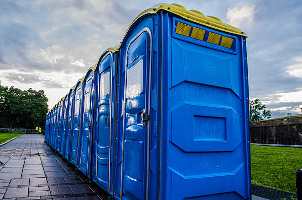 Best Porta potty delivery and setup  in Dayton, NJ